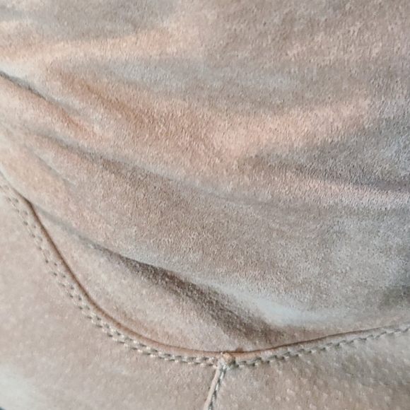 VTG Suede Khaki Boots - Picture 10 of 16